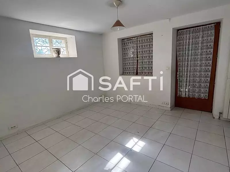 Maison, 75 m²