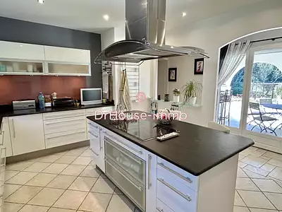 Maison, 200 m²
