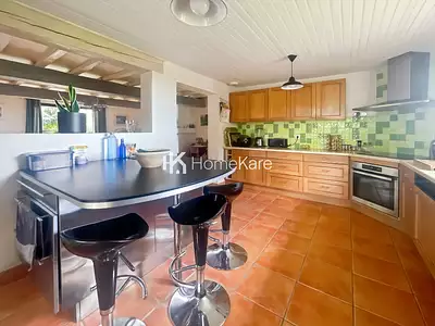 Maison, 223 m²