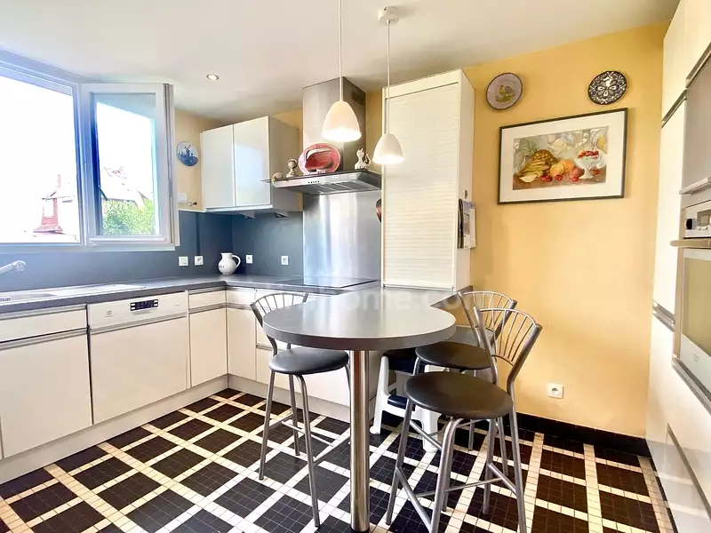 Maison, 178 m²