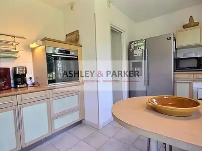 Maison, 182 m²