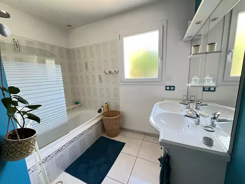 Maison, 178 m²