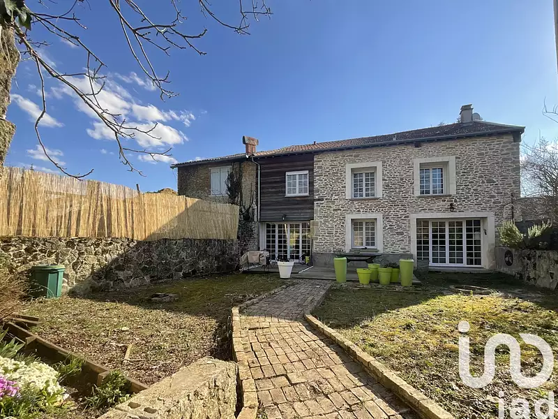 Maison, 148 m²
