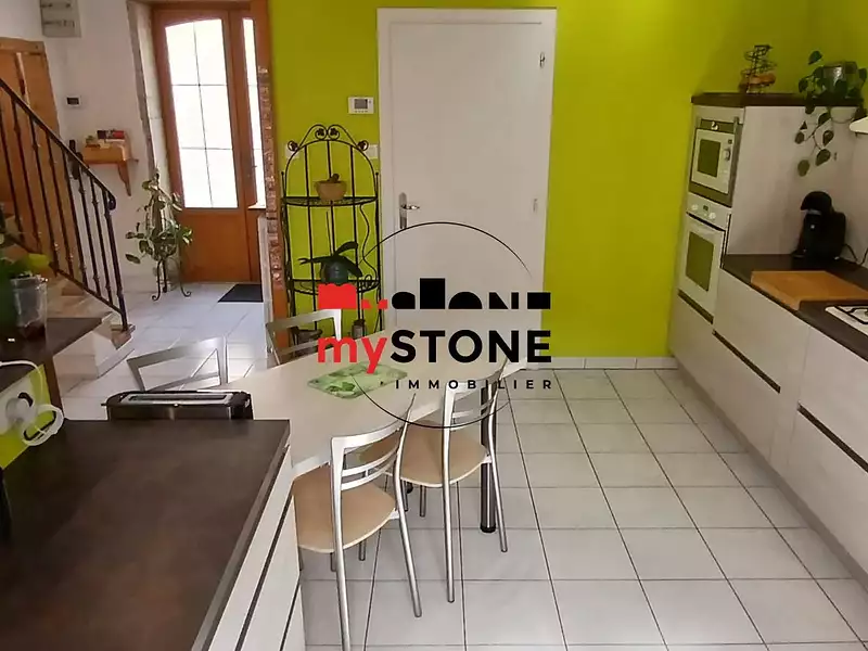 Maison, 163 m²