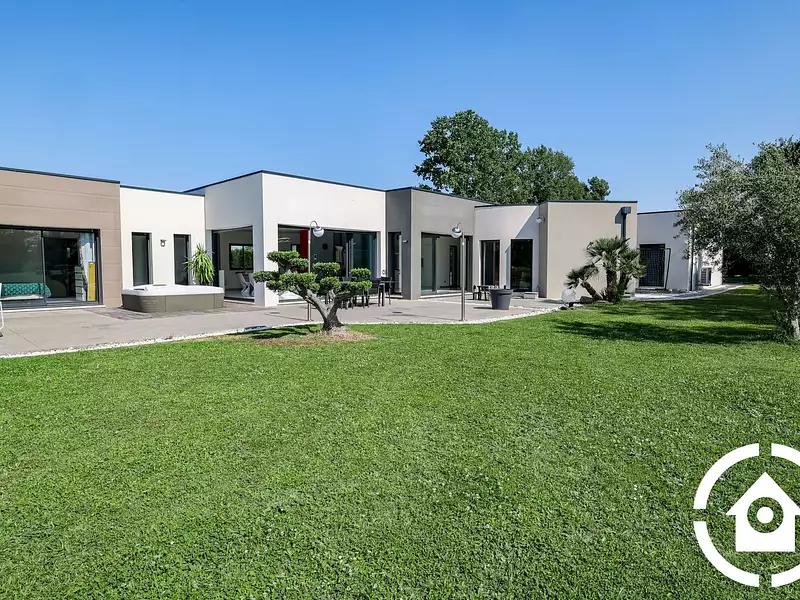 Maison, 165,59 m²