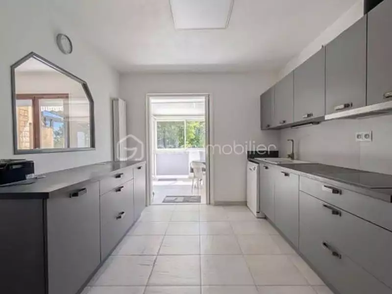 Maison, 101 m²