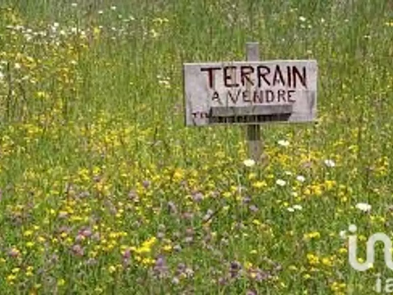 Terrain, 211 475 m²