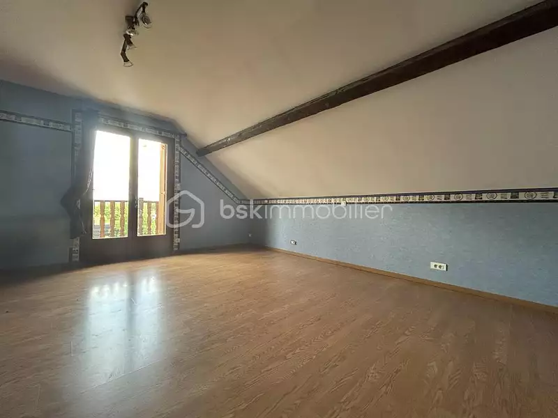 Maison, 220 m²