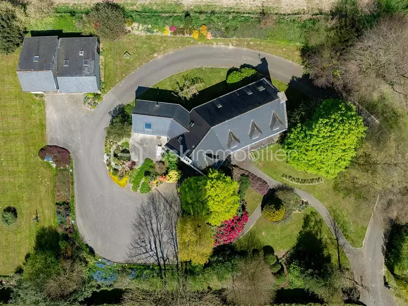 Maison, 218 m²