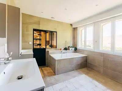 Maison, 215 m²