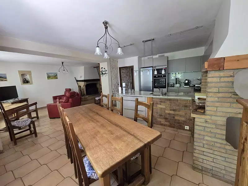 Maison, 275 m²