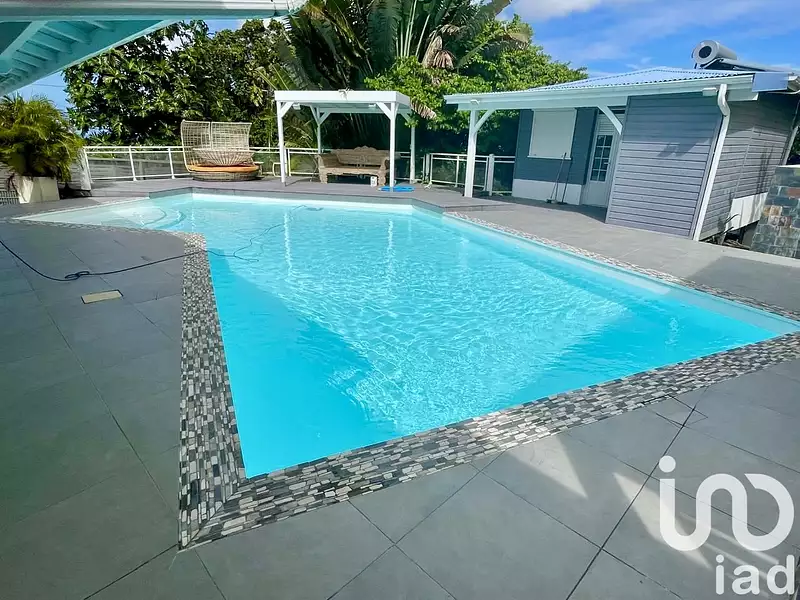 Maison, 180 m²
