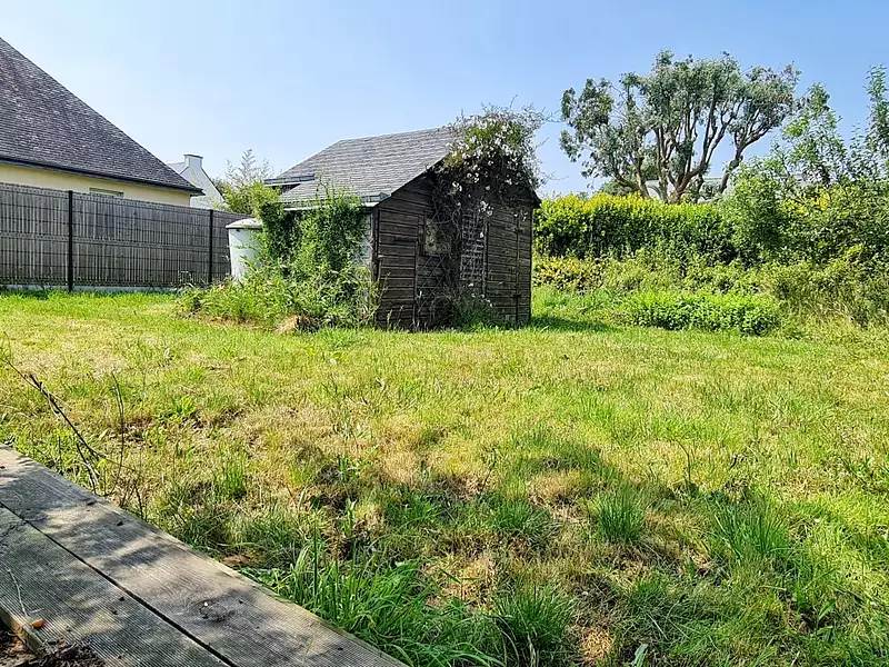 Terrain, 320 m²