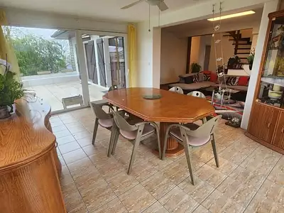 Maison, 180 m²
