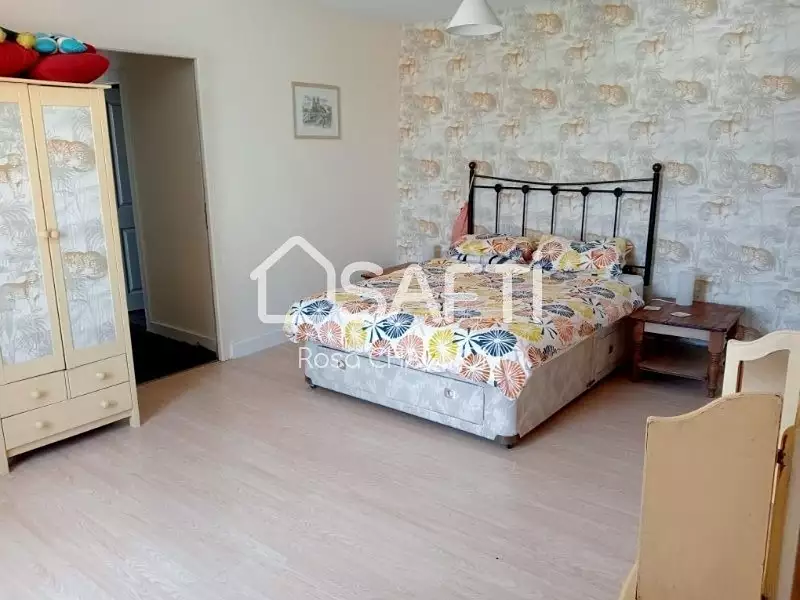 Maison, 233 m²
