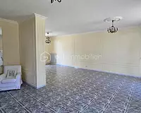 Maison, 375 m²