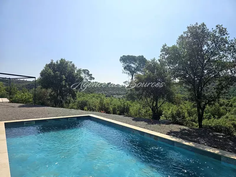 Maison, 176,58 m²