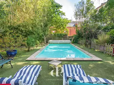 Maison, 346 m²