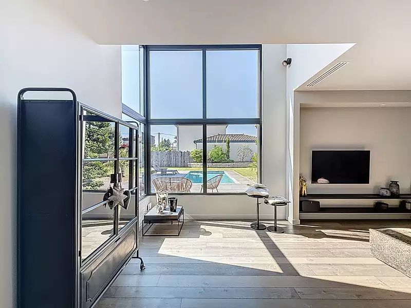 Maison, 243 m²