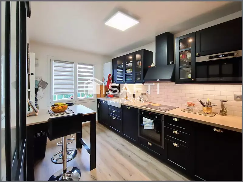 Maison, 94 m²