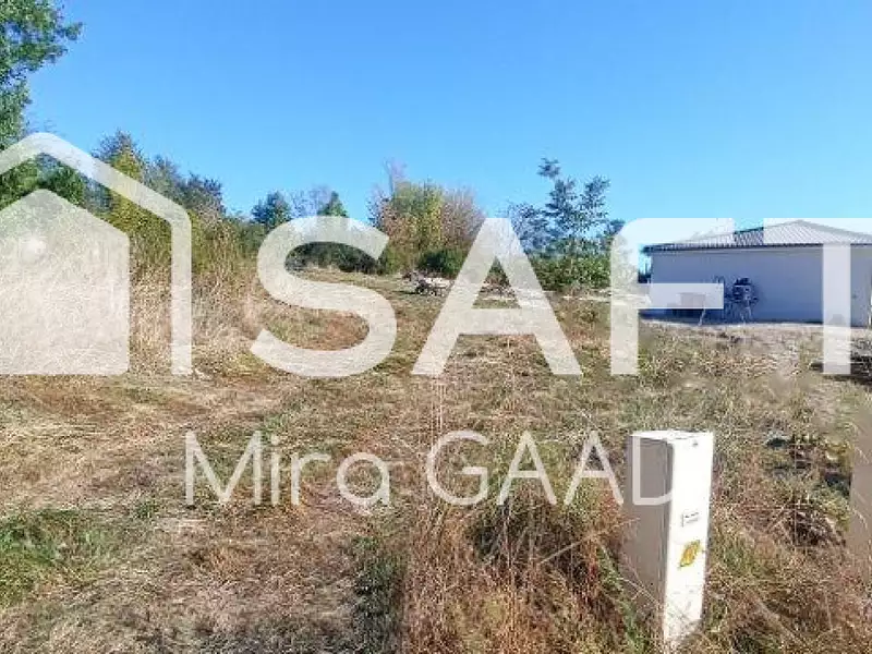 Terrain, 1 026 m²