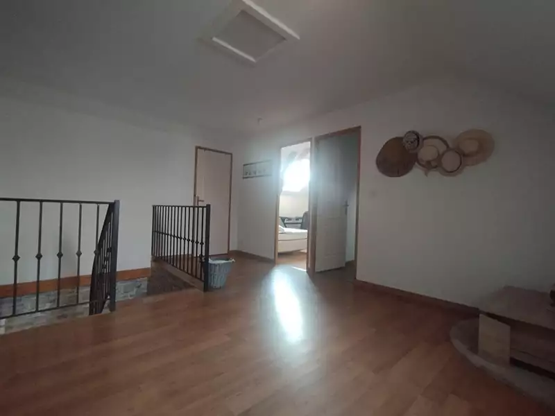 Maison, 200 m²