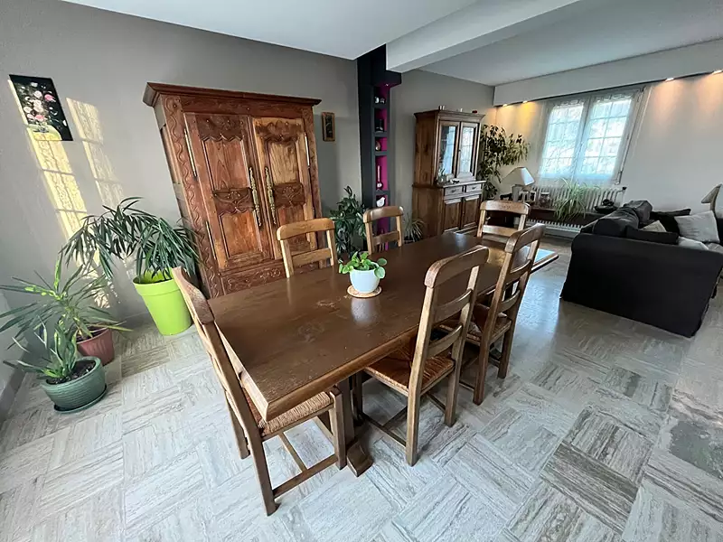 Maison, 121 m²
