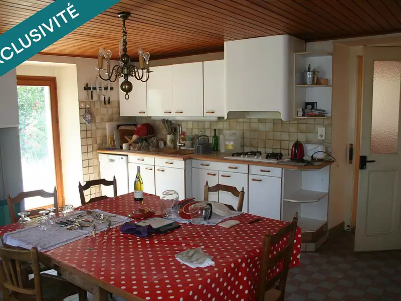 Maison, 558 m²