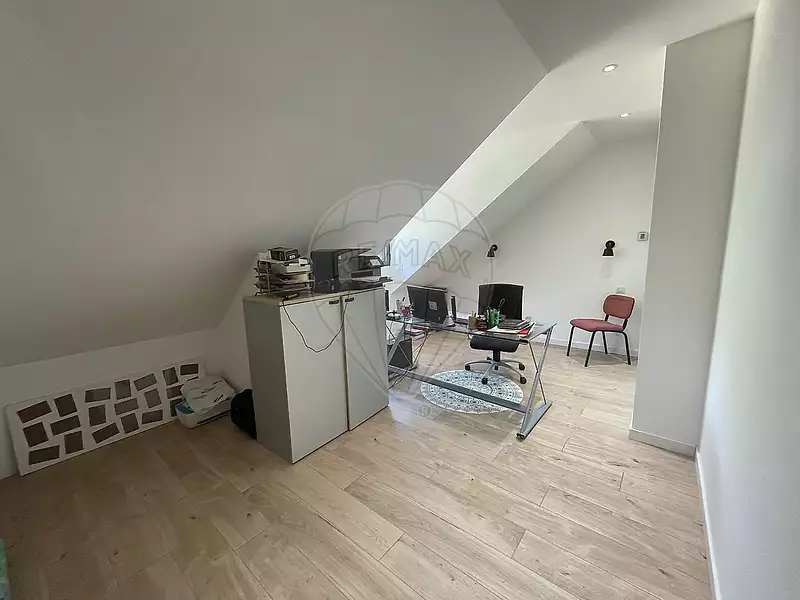 Maison, 167 m²