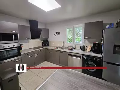 Maison, 176 m²