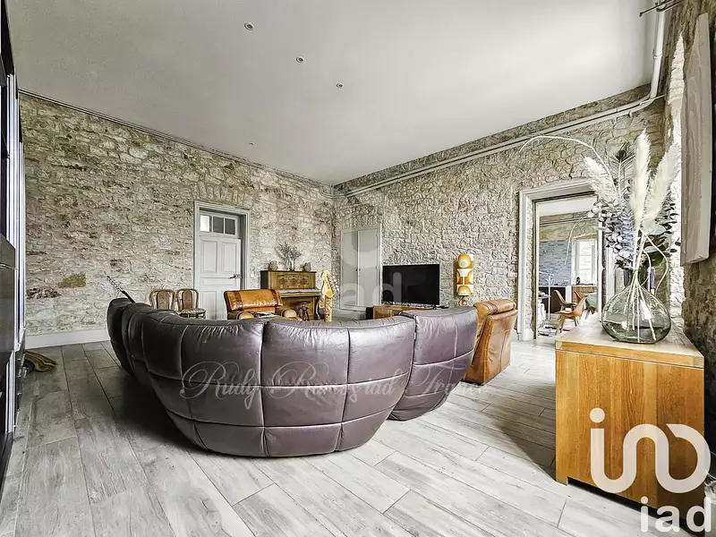 Immeuble, 1 400 m²