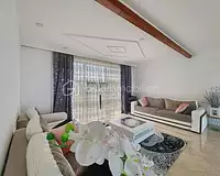 Maison, 280 m²