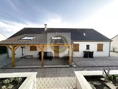 Maison, 102 m²