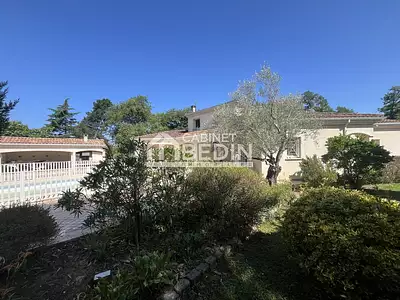 Maison, 162,9 m²