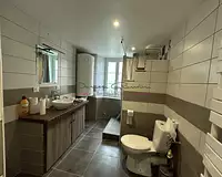 Immeuble, 76 m²