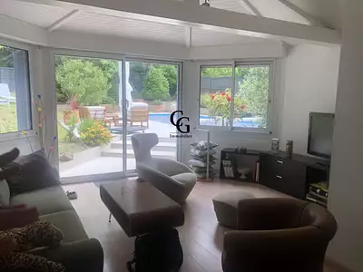 Maison, 243,22 m²
