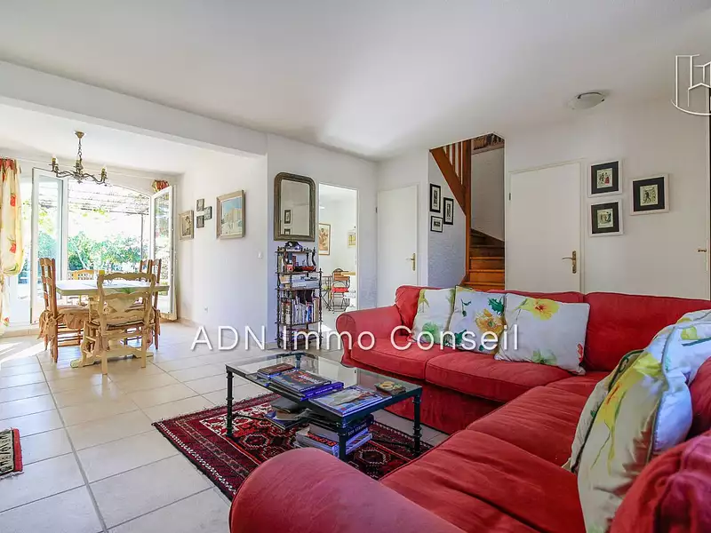 Maison, 102 m²