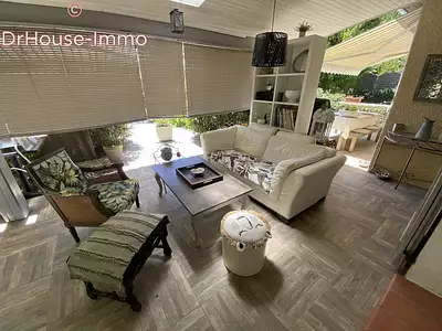 Maison, 235 m²