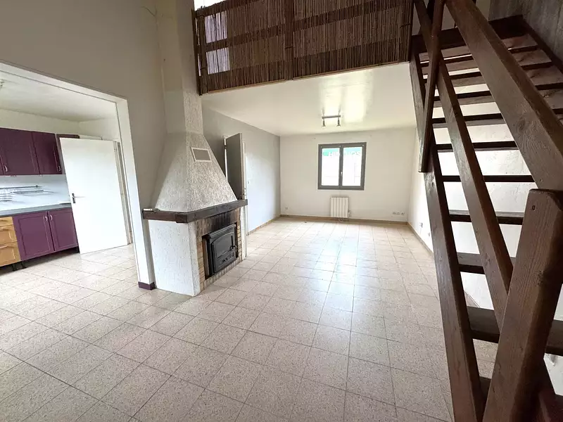 Divers, 708 m²