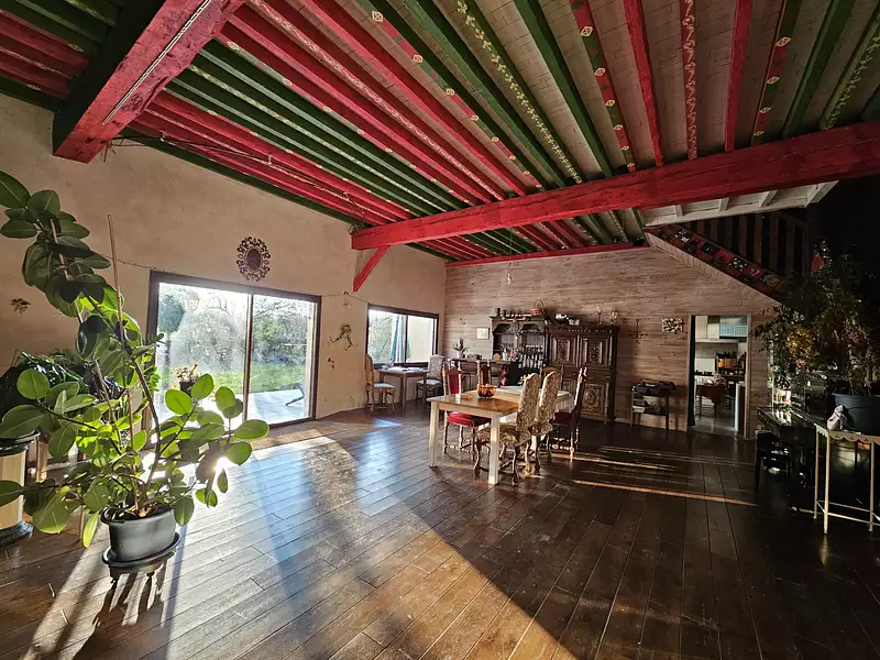 Maison, 680 m²