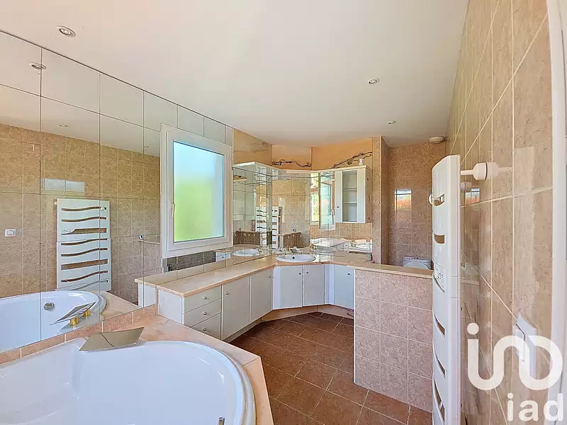 Maison, 189 m²