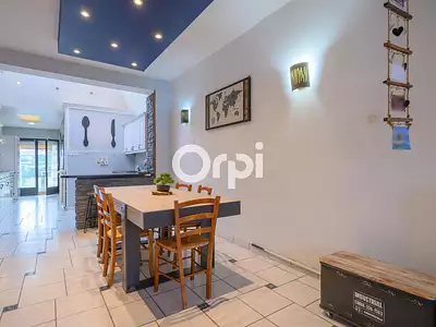 Maison, 99 m²