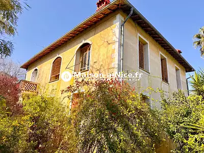 Maison, 236 m²