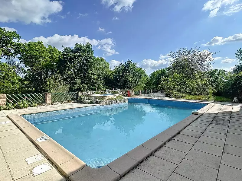 Maison, 400 m²