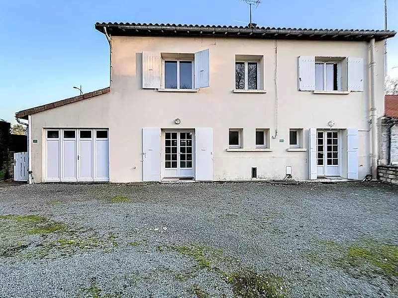 Maison, 212 m²