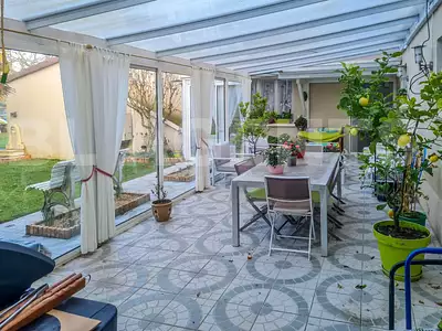 Maison, 320 m²