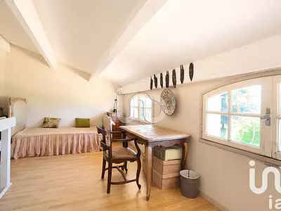 Maison, 220 m²