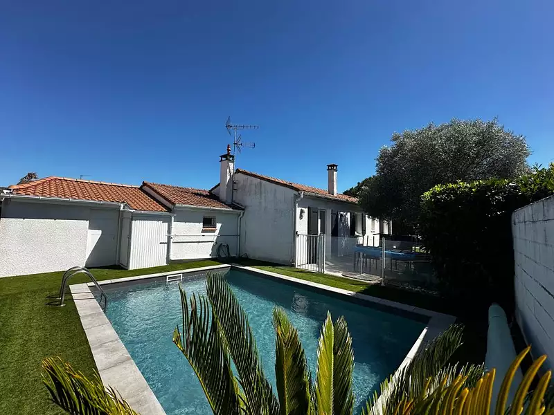 Maison, 99 m²