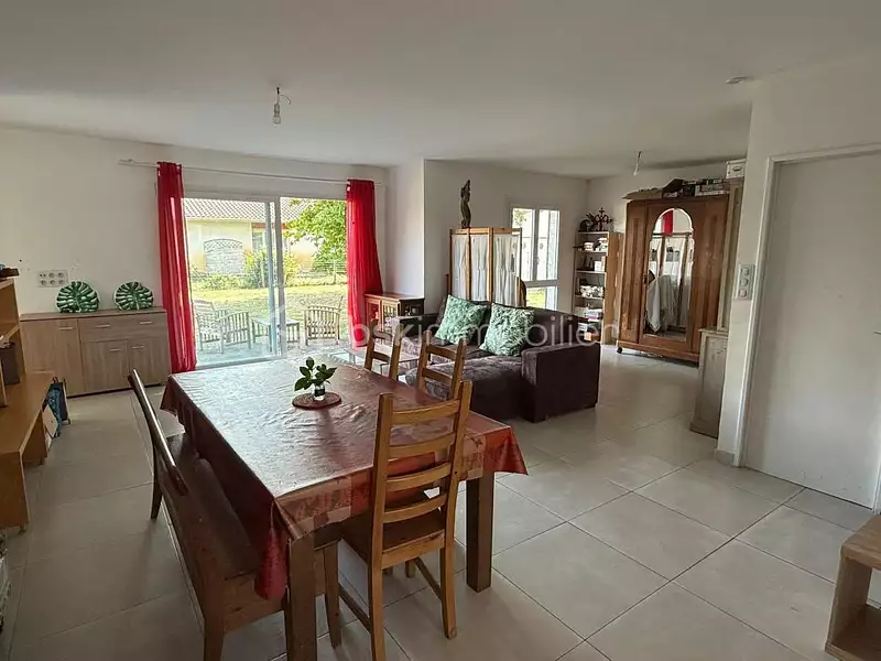 Maison, 115 m²