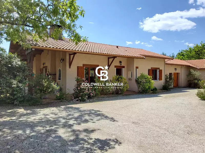 Maison, 220 m²